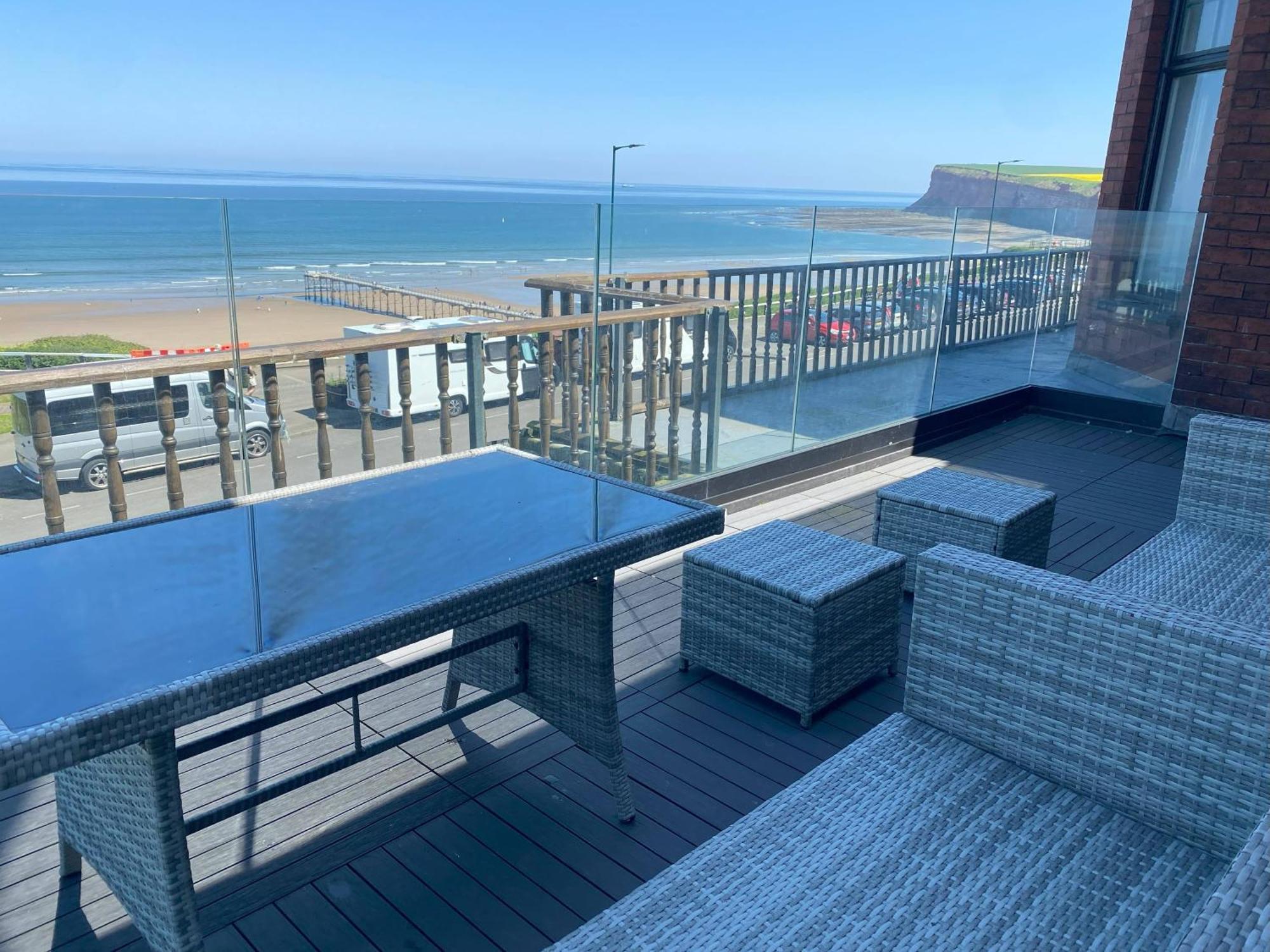 Captain'S Deck Beach Balcony Perfectlysaltburn Bagian luar foto