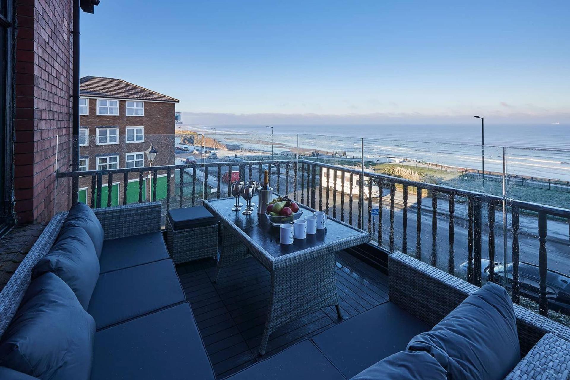 Captain'S Deck Beach Balcony Perfectlysaltburn Bagian luar foto
